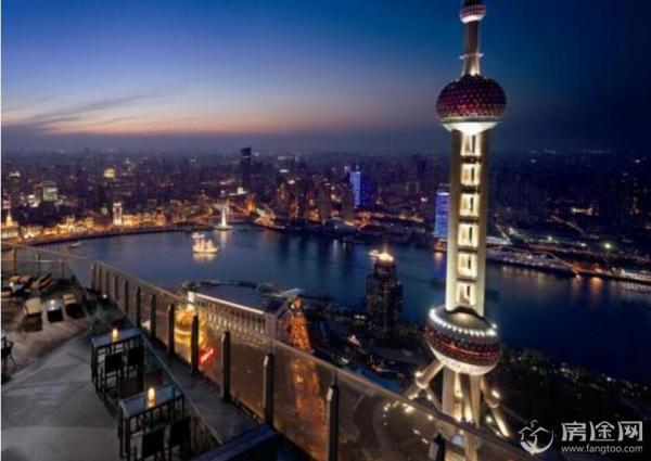 夫妇入住五星级酒店凌晨被开房门