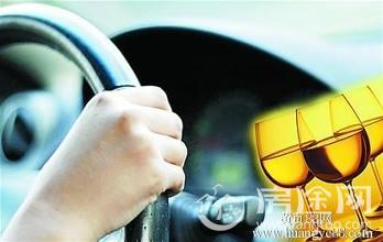 揭秘黑代驾地下生意：拍裸照敲诈、豪车碰瓷内幕惊人