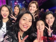 天使之路冠军王艺上维密被吊打 奚梦瑶摔倒后果断送超模路
