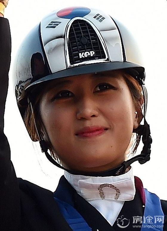 韩国男子持刀闯崔顺实女儿住所 想杀她却误伤他人