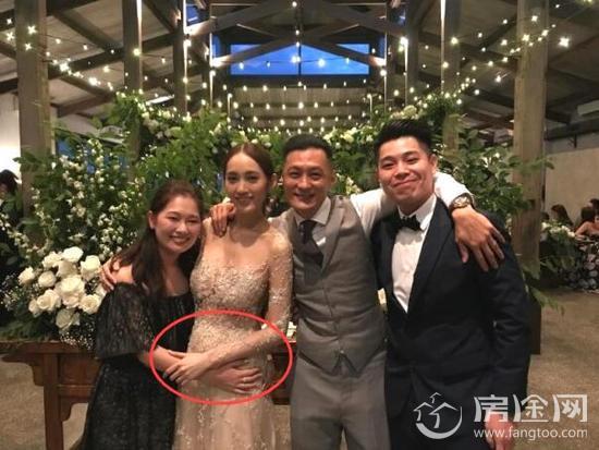 余文乐老婆王棠云8年前旧照曝光 王棠云一组8年前看球赛戴牙套旧照她是最美女球迷也是李宗瑞迷奸案月事妹王予柔