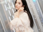 古力娜扎吴亦凡在一起了？娜扎工作室为此辟谣