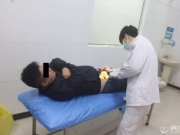 男人最痛！醉酒男子“命根子”被裤链卡住 最后竟要“剪”了…