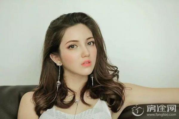 20岁女大学生获封澳门第一美