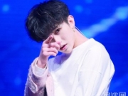 偶像练习生蔡徐坤担当主题曲C位 蔡徐坤妈妈是谁个人资料小富豪家庭背景