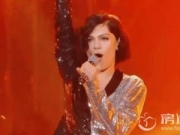 结石姐上央视 化身烦恼乘客吐槽吐槽手机外放 Jessie J到底经历了什么？