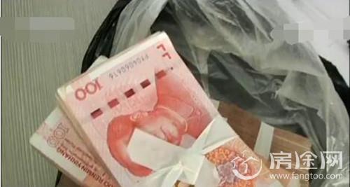 12万现金误扔垃圾箱