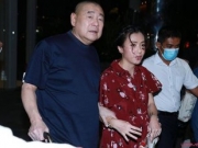 66岁刘銮雄7度当爹 雄风不减与小娇妻再度造人获小情人