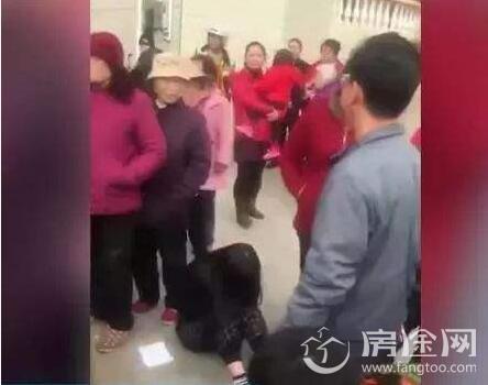 广东少女遭老汉当街猥亵 路人视若无睹近距离拍其惨况被指冷漠