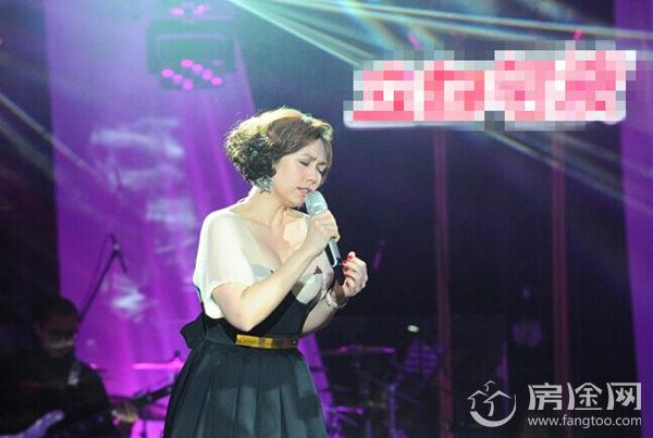 陈洁仪自曝与老公已离婚
