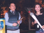 成龙七夕谈林凤娇 补办婚礼遭拒送花被骂相处模式异于常人