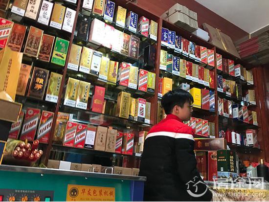 因为茅台有人身价数百万有人坐牢 贵州工商谈假茅台春节卖到断货
