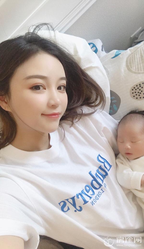 雪梨首晒儿子正脸照模仿孩子说话难掩少女本色 王思聪前女友雪梨儿子正面照曝光呆萌惹人疼爱
