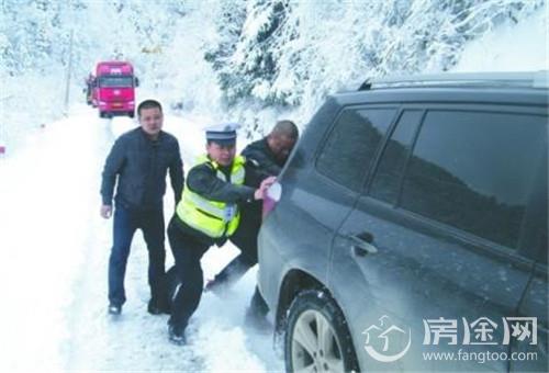 遵义 55岁 民警隧道推车