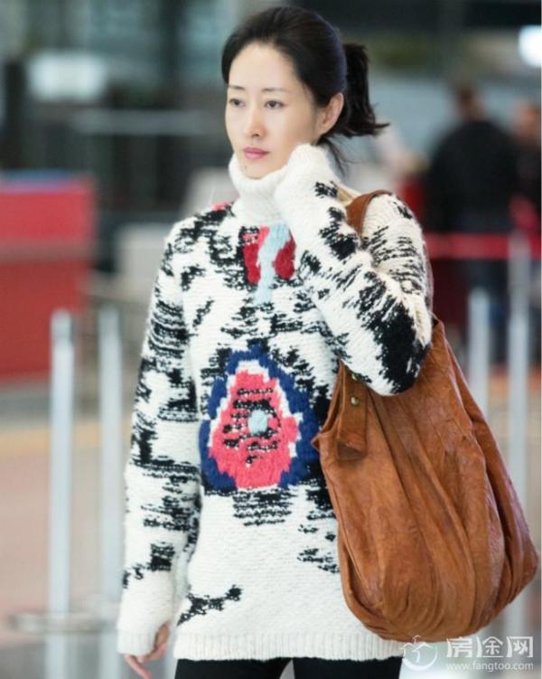 42岁刘敏涛素颜出镜