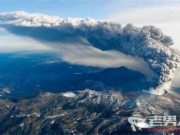 新燃岳火山再喷发 火山灰蔓延至宫崎县城镇