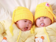 谢娜预告胖，微博晒两女儿照片 网友：宝宝长的好像娜娜